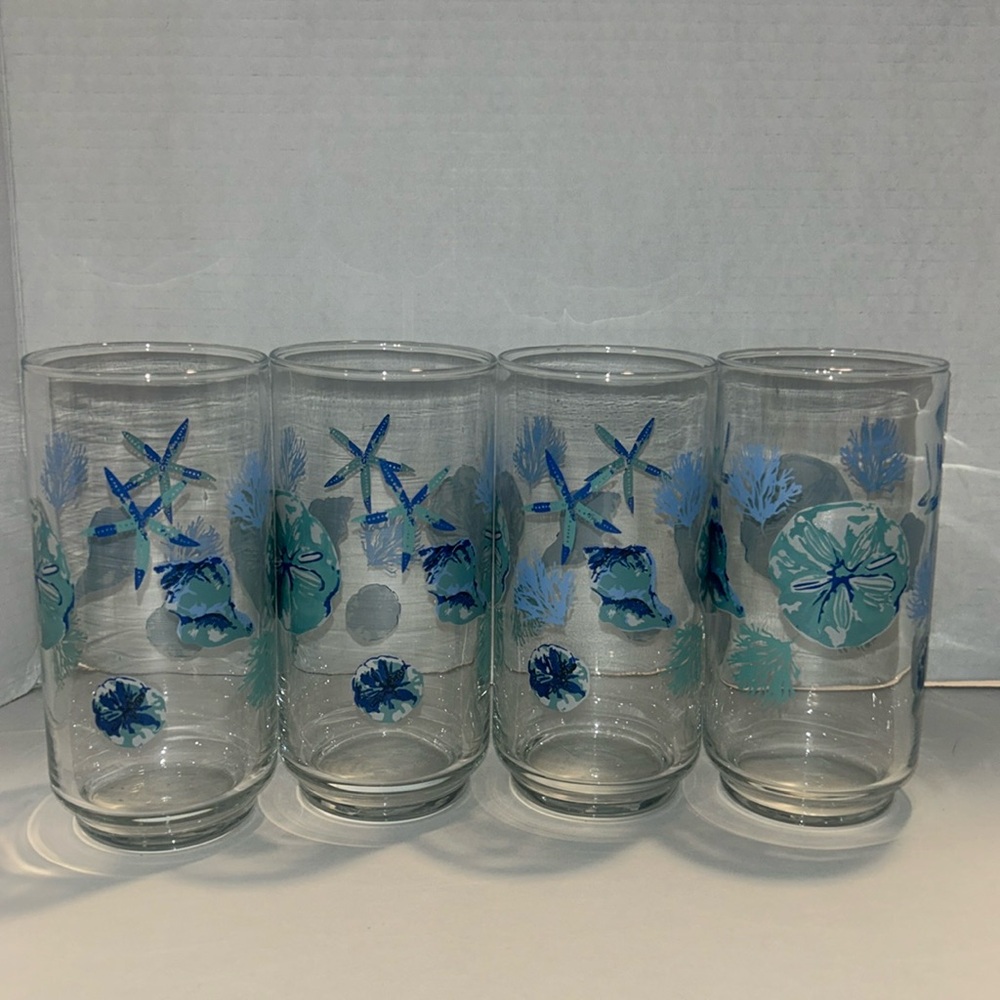 Glass cups - Picture 2 of 16
